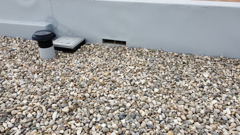 Ontluchter op maat op een plat dak